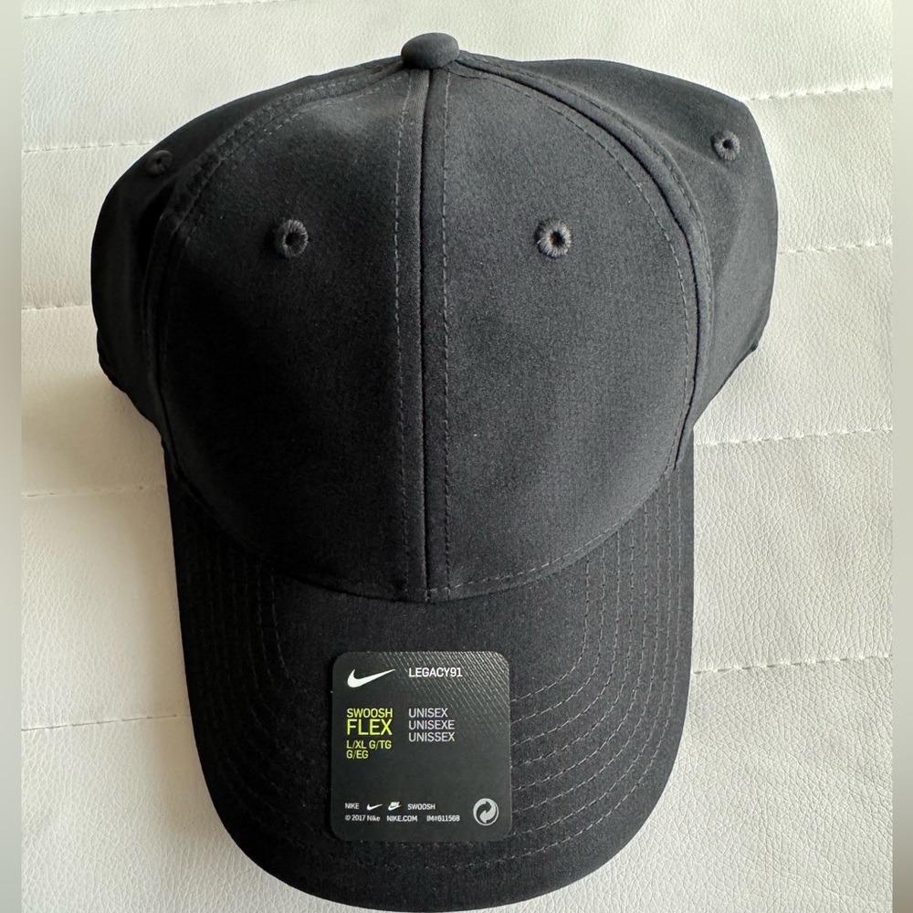 Nike Adult Unisex Legacy 91 Swoosh Flex Golf Cap -Black Men’s/Women’s